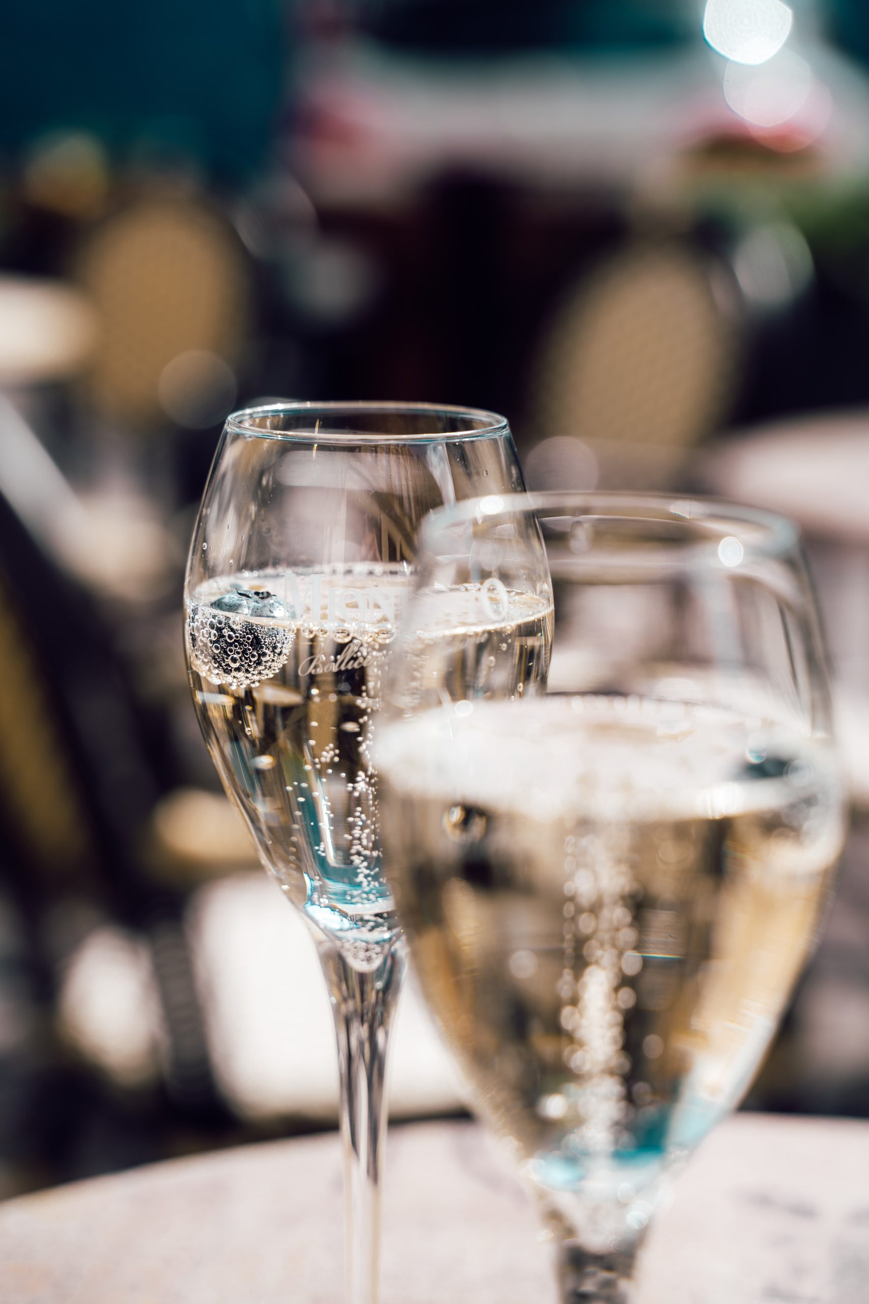 glasses of franciacorta on christmas